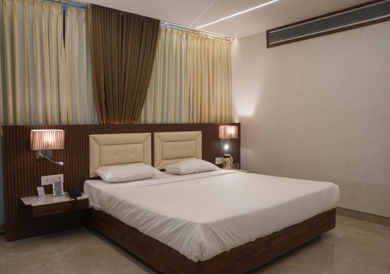 Hotel Jk Celebration Jabalpur Exterior photo